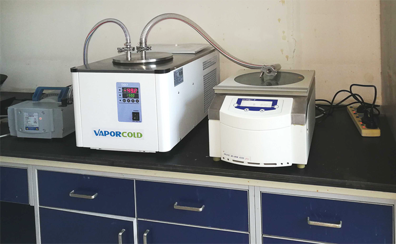 低溫冷阱配套離心濃縮儀.png 低溫冷阱配套離心濃縮儀.png