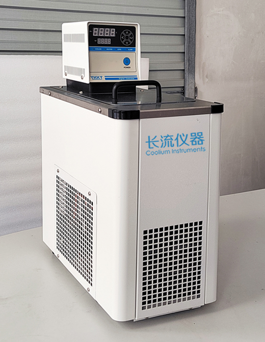 恒溫循環水浴槽.jpg 恒溫循環水浴槽.jpg