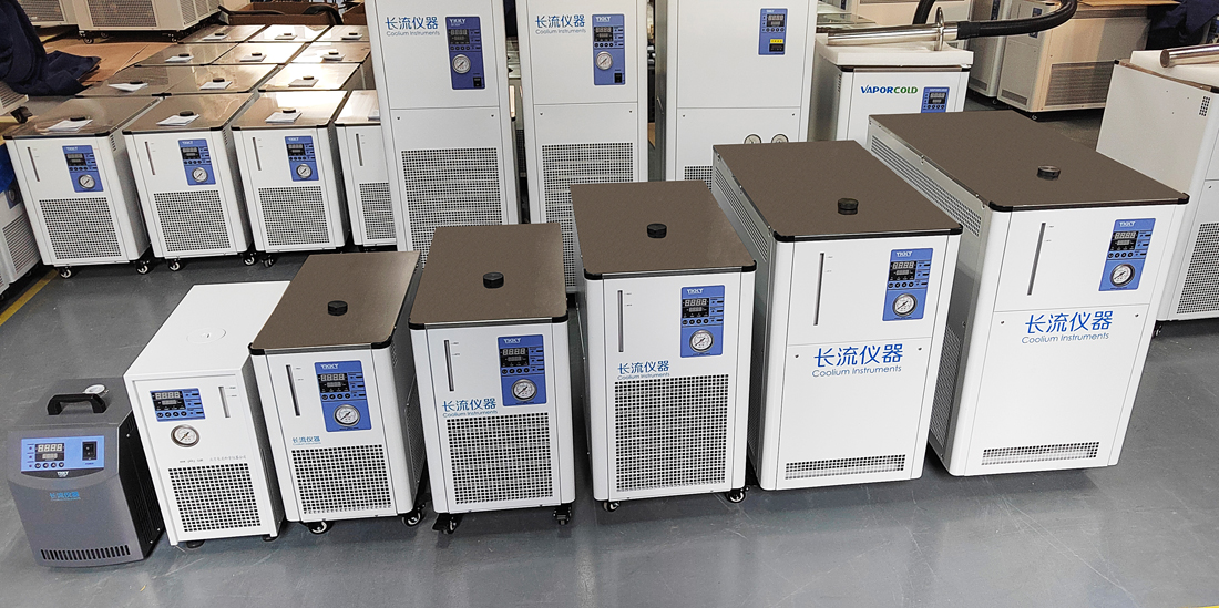 精密冷水機.jpg 精密冷水機.jpg