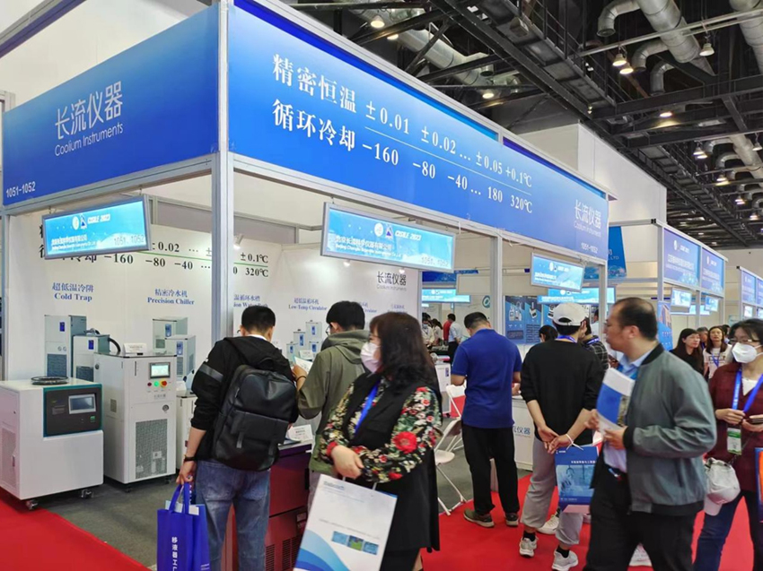 儀器展現場圖3.jpg 儀器展現場圖3.jpg