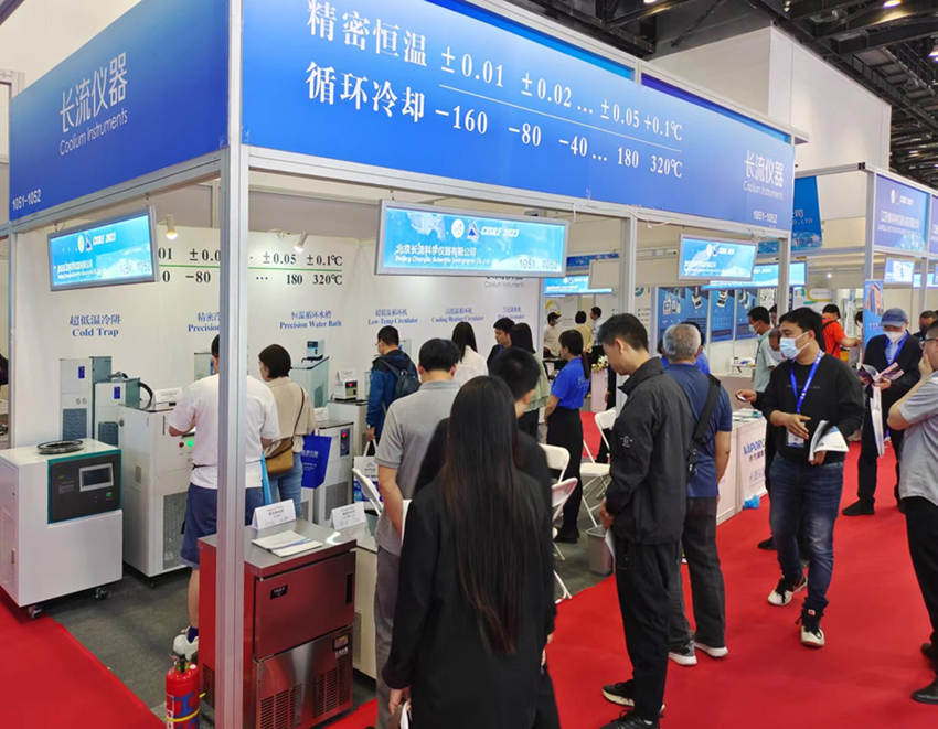 儀器展現場圖4.jpg 儀器展現場圖4.jpg