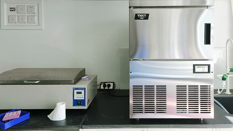 FM系列雪花制冰機.jpg FM系列雪花制冰機3.jpg