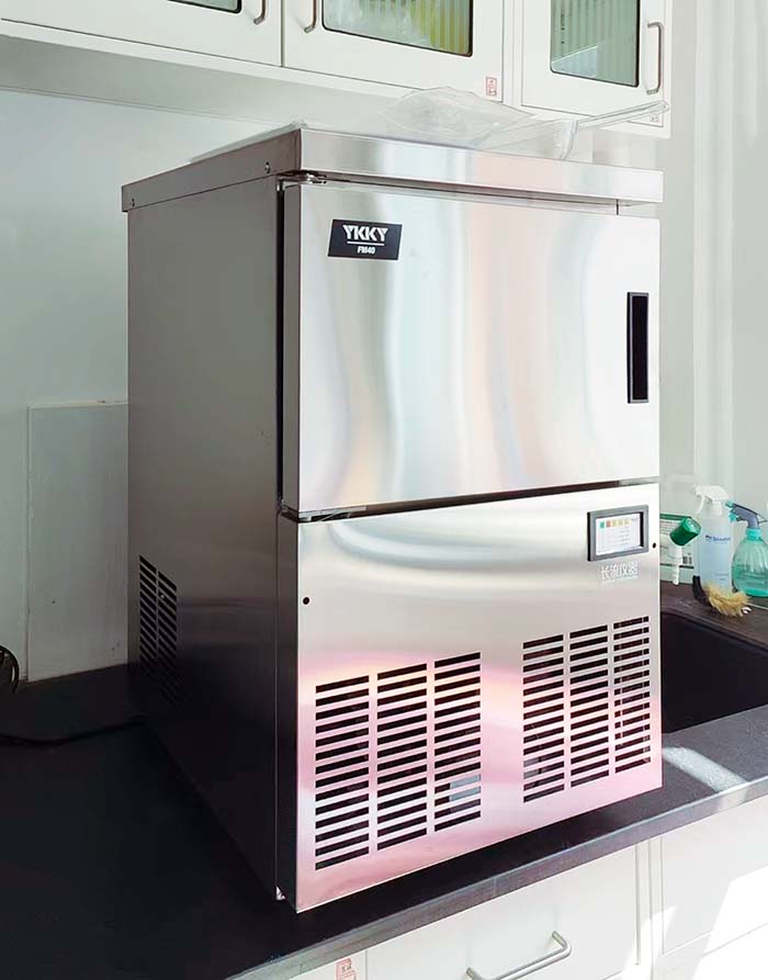 雪花制冰機.jpg 雪花制冰機.jpg