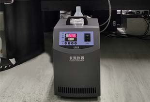 小型冷水機與相機的完美搭配