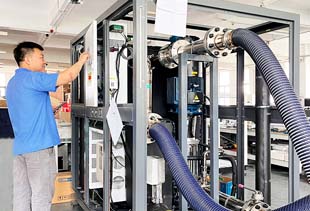 精密冷水機：高價值設備的精準溫控保障